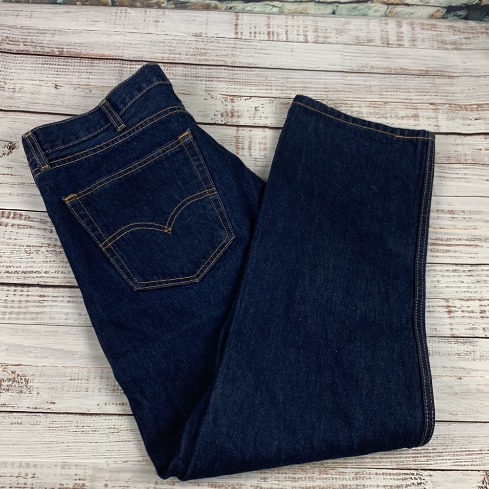 Levi Strauss “505” Straight leg blue jeans
size 38 x 30 - Picture 8 of 13